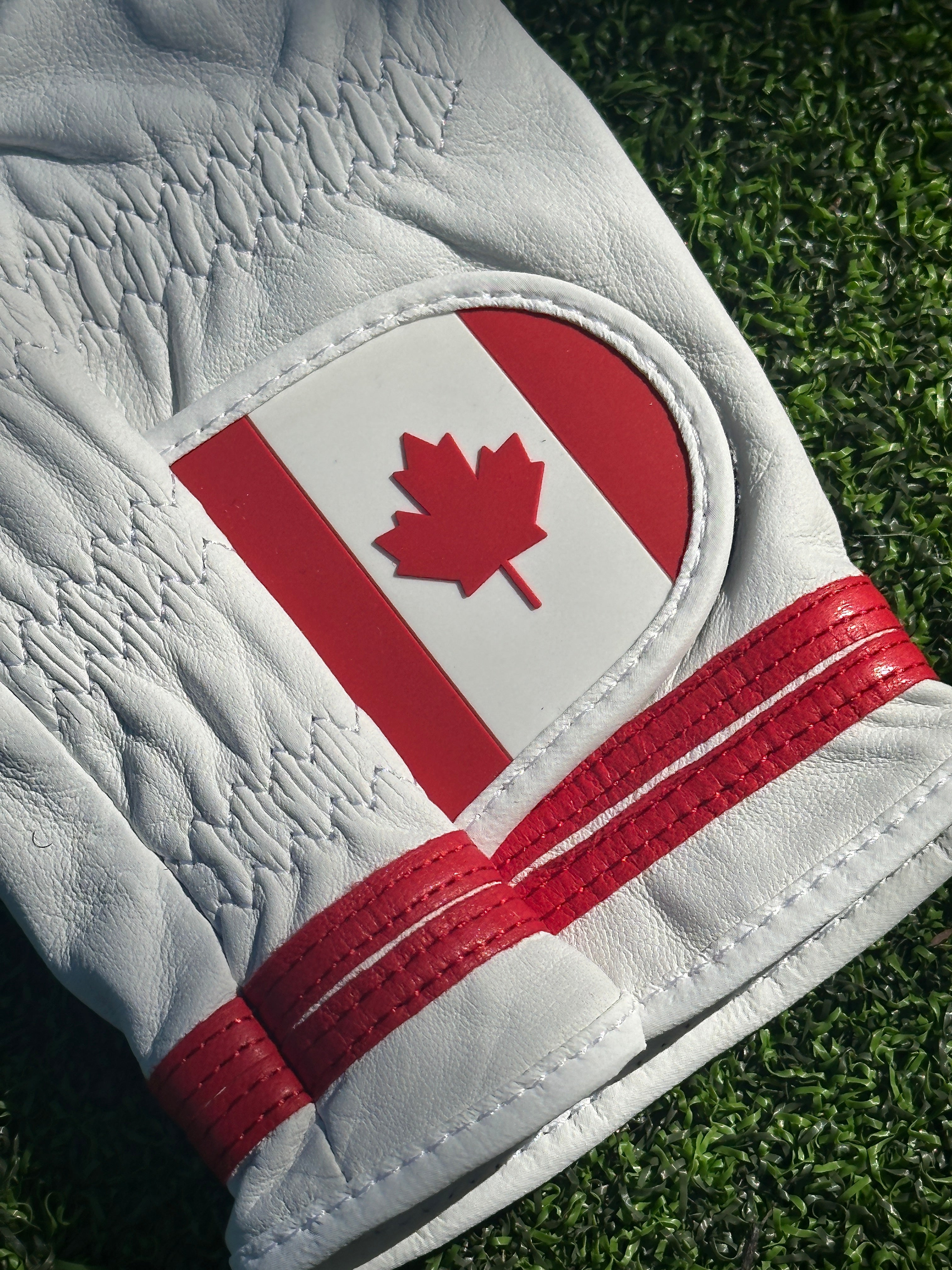 The True North Canada - Red Rooster Golf Inc.