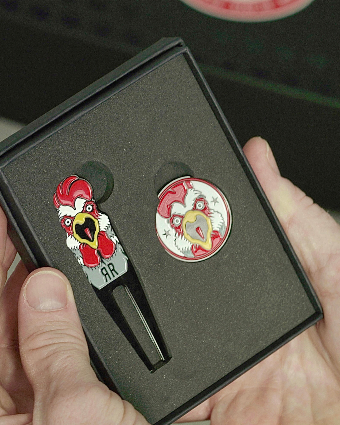 The Rowdy Rooster - Set - Canada - Red Rooster Golf Inc.