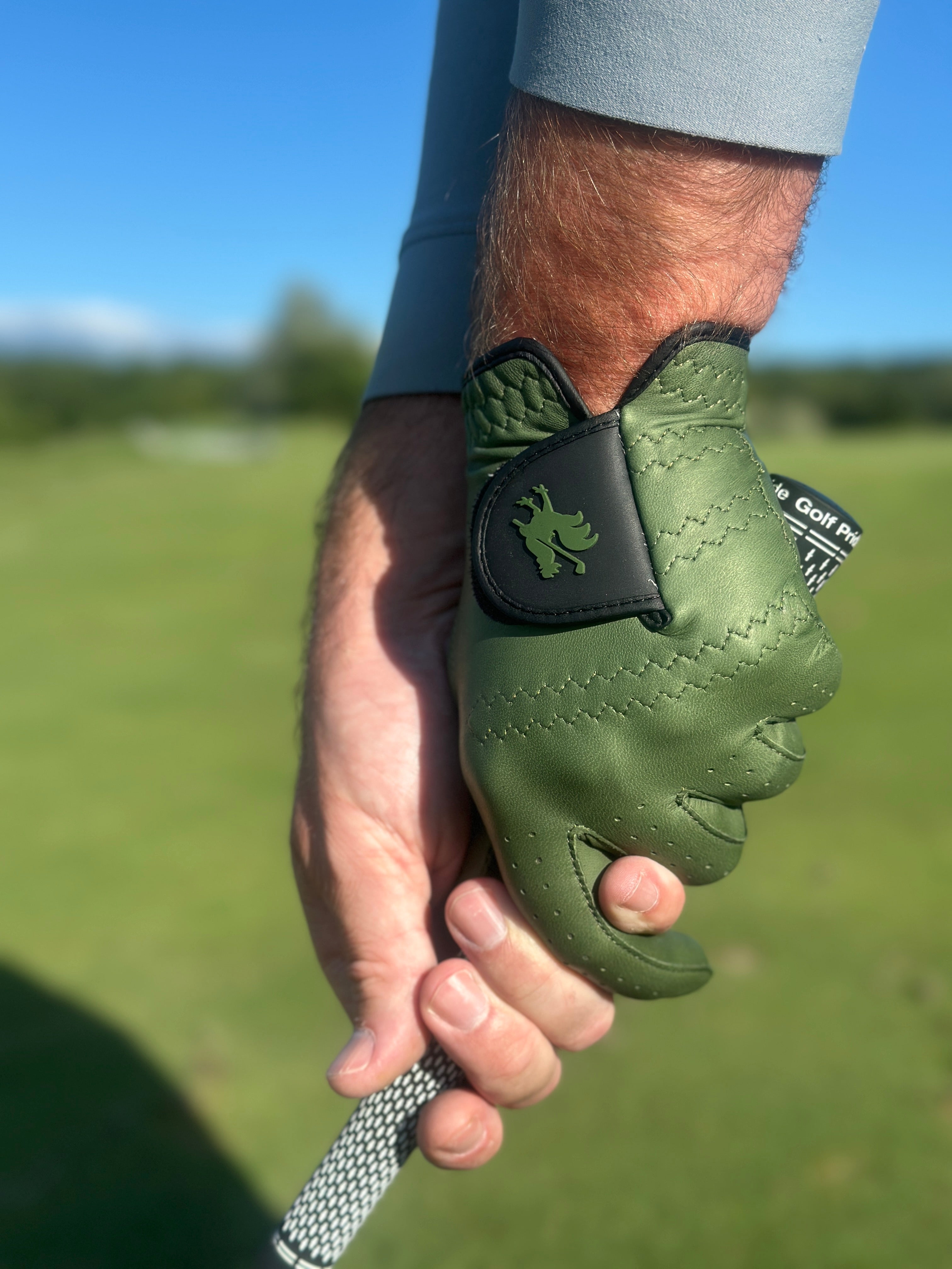 The Sergeant Major Canada - Red Rooster Golf Inc.